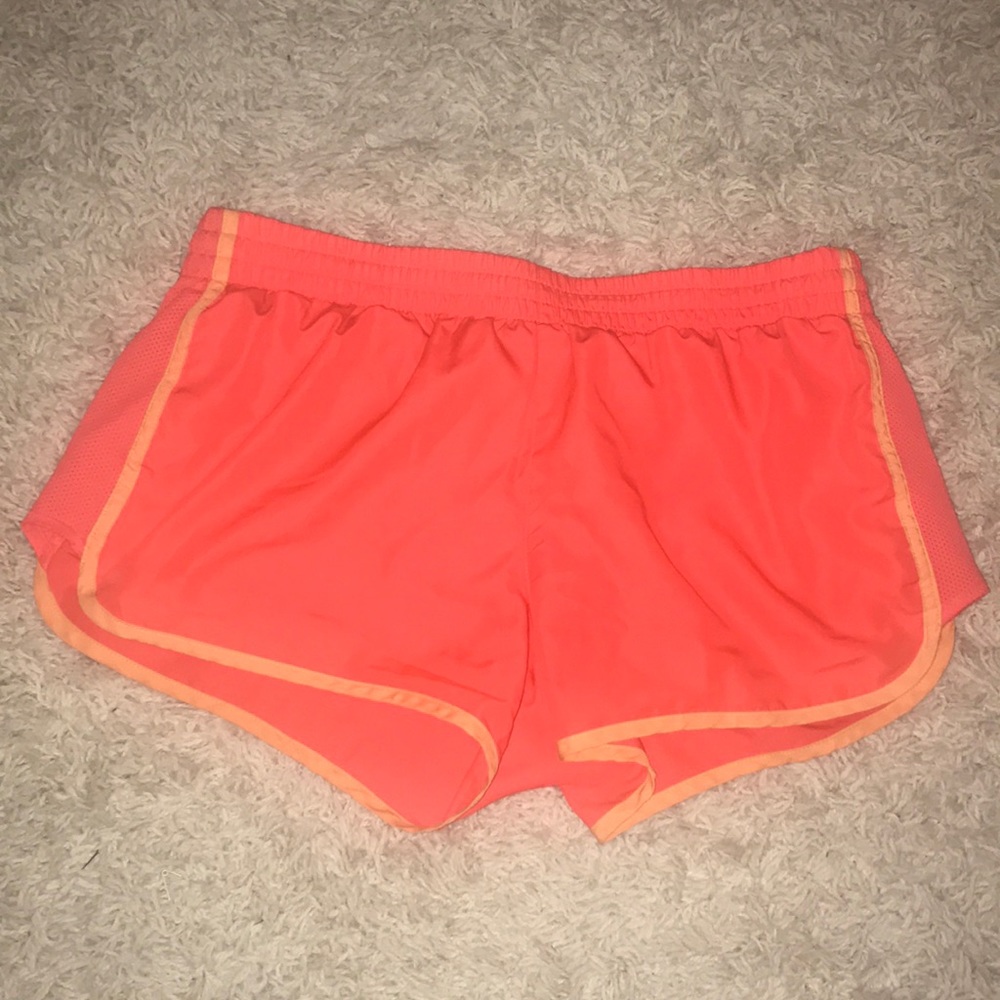🧡Orange athletic shorts!